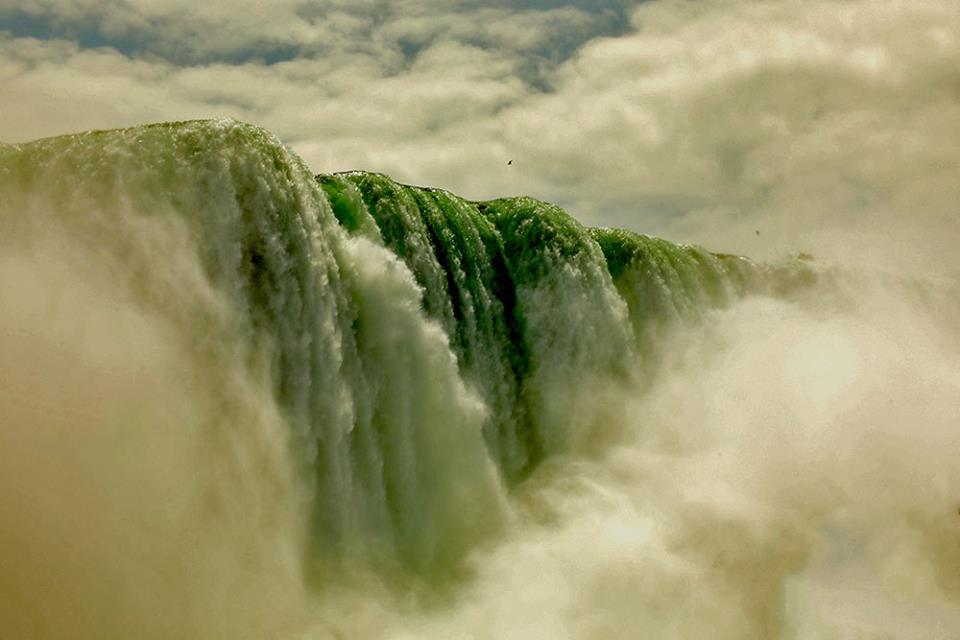 입상  Nicolas Pak   Niagara Falls.jpg